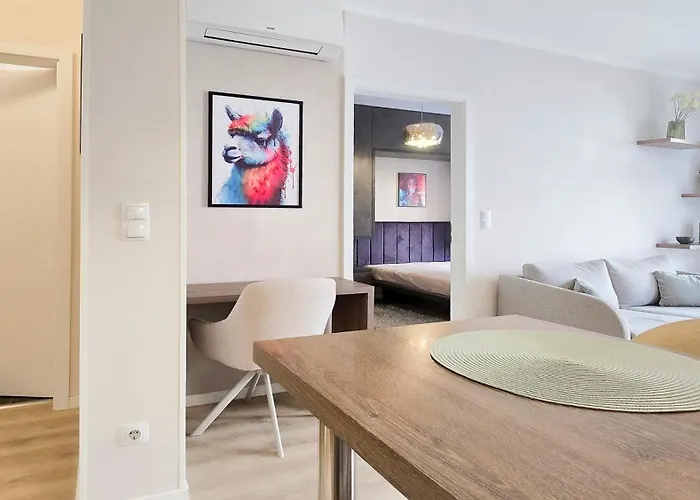 Apartament Rozsa 55 *